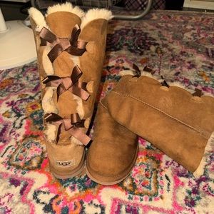 Bailey bow uggs